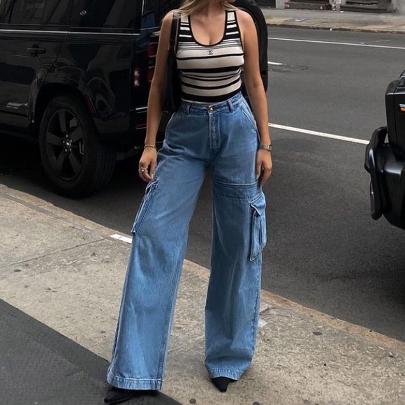 ISO!! 30 or 31. Any print on those. - Picture 7 of 11